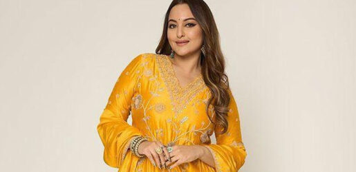 বিয়ের এক বছর পার, মাতৃত্বের জল্পনা নিয়ে মুখ খুললেন সোনাক্ষী