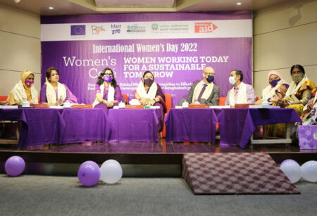 দক্ষতা বাড়লে নারীরা পিছিয়ে থাকবে না