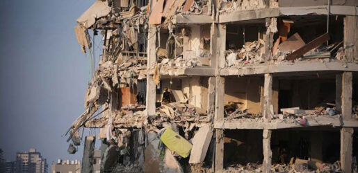 ইসরাইল-ইরানের পালটাপালটি হামলা, দেখুন ছবিতে