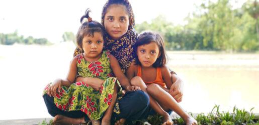 বন্যা দুর্গত বিশ লাখ শিশু-কিশোরের পাশে সেভ দ্য চিলড্রেন