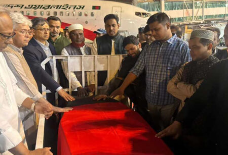 দেশে ফিরেছে ওসমান হাদির মরদেহ, চিরশায়িত হবেন কবি নজরুলের পাশে