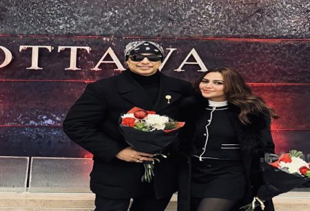 নিউ ইয়ার উদযাপনে ‘জায়েদ খানের সঙ্গে কানাডায়’ নুসরাত