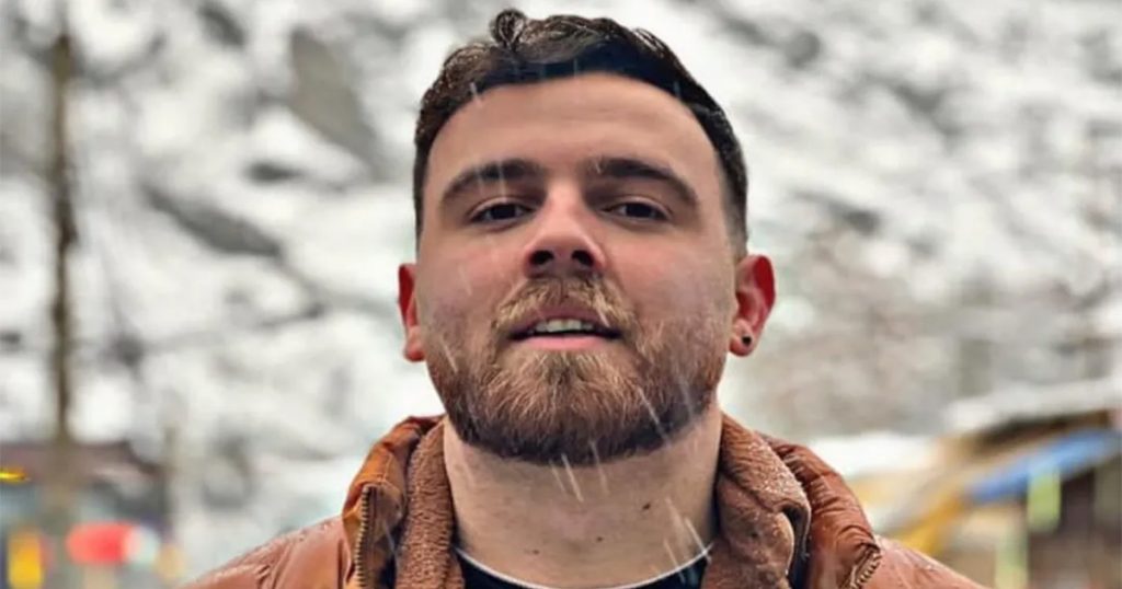 গ্রেপ্তার আন্দোলনকারী এরফানের মৃত্যুদণ্ড স্থগিত করেছে ইরান