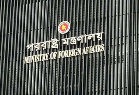 দিল্লিতে দেওয়া শেখ হাসিনার বক্তব্যের প্রতিক্রিয়া জানিয়েছে ঢাকা