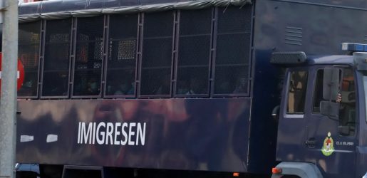 মালয়েশিয়ায় অবৈধ অভিবাসী বিরোধী অভিযান, বাংলাদেশিসহ আটক ১৫০