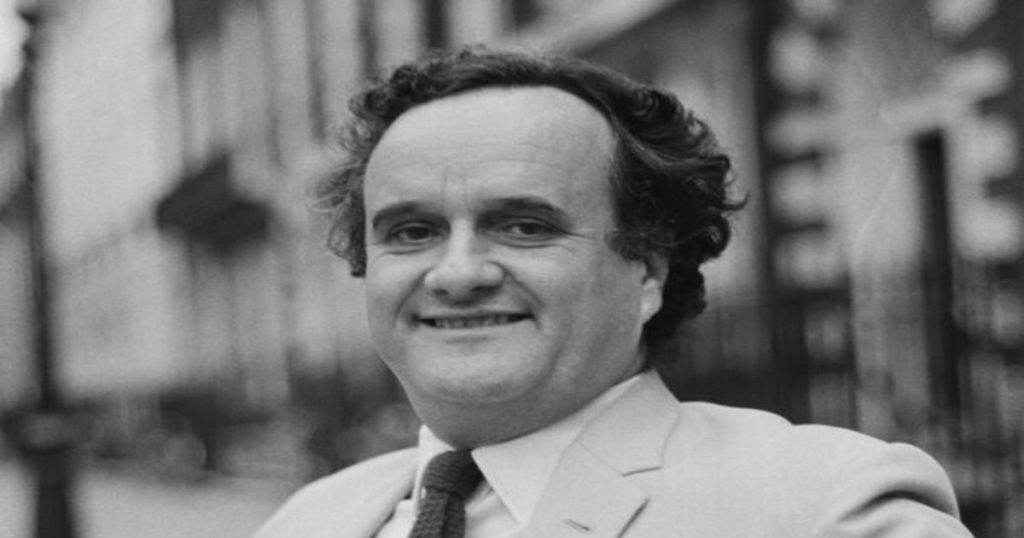 বাংলাদেশের অকৃত্রিম বন্ধু, সাংবাদিক স্যার মার্ক টালি  নয়াদিল্লিতে মারা গেছেন