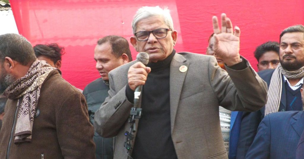 হাসিনা আপা ভারতে, কর্মী-সমর্থকদের পাশে আমরা আছি : মির্জা ফখরুল