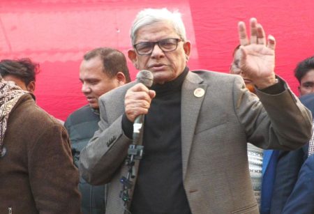 হাসিনা আপা ভারতে, কর্মী-সমর্থকদের পাশে আমরা আছি : মির্জা ফখরুল