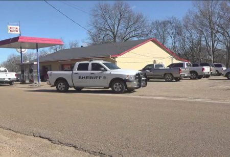 মিসিসিপিতে বন্দুকধারীর গুলিতে নিহত ৬