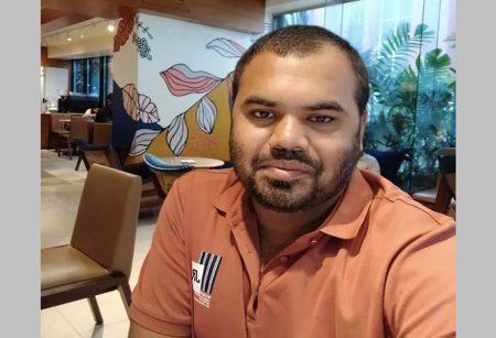 যুক্তরাজ্যে সহকারী হাইকমিশনে দ্বিতীয় সচিব পদে নিয়োগ পেলেন ওসমান হাদির বড় ভাই!