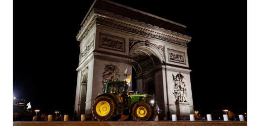 French Farmers Stage New Paris Protest Over EU-Mercosur Trade Deal