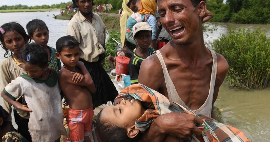 আন্তর্জাতিক আদালত আইসিজেতে শুরু হচ্ছে রোহিঙ্গা গণহত্যার বিচার