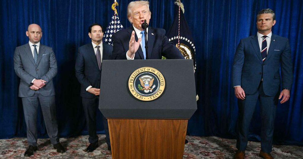 ‘কথা না শুনলে’ ভেনেজুয়েলায় ফের হামলা : ট্রাম্প