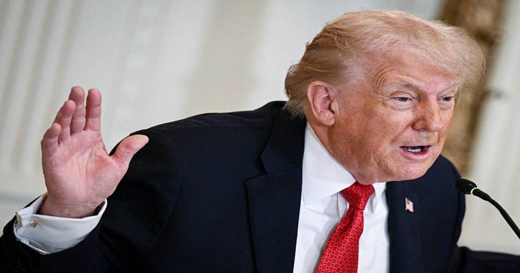 ইউরোপের ৮ দেশের উপর শুল্ক আরোপ ট্রাম্পের, কার্যকর ১ ফেব্রুয়ারি থেকে