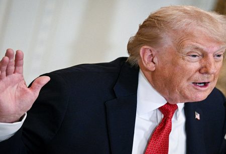 ইউরোপের ৮ দেশের উপর শুল্ক আরোপ ট্রাম্পের, কার্যকর ১ ফেব্রুয়ারি থেকে