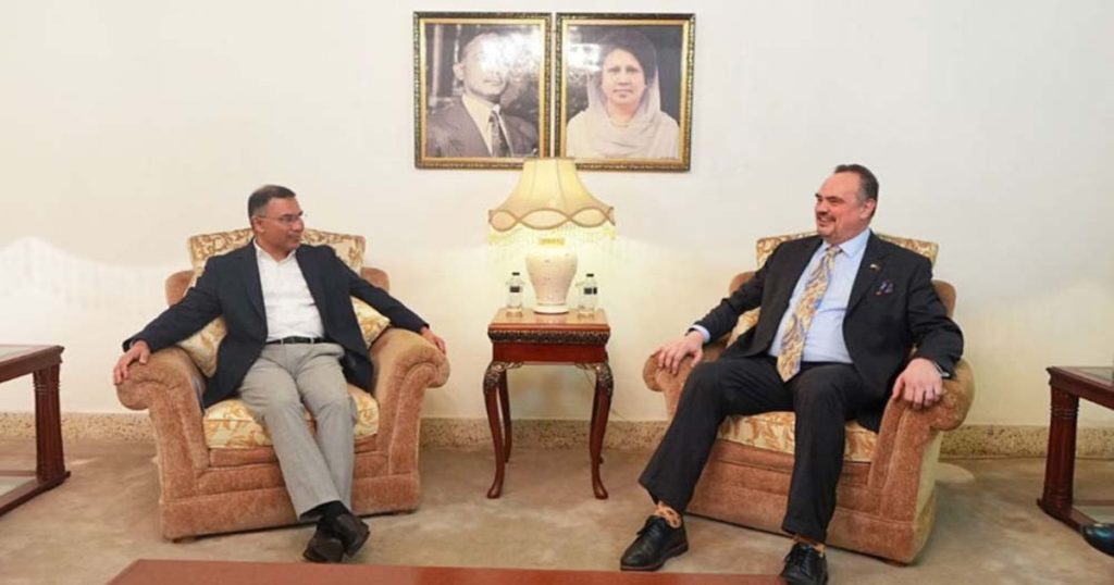 তারেক রহমানের সঙ্গে সাক্ষাৎ করেছেন মার্কিন রাষ্ট্রদূত ক্রিস্টেনসেন