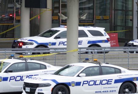 কানাডার ব্রিটিশ কলম্বিয়ায় গোলাগুলিতে বন্দুকধারীসহ নিহত ১০