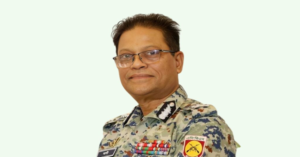 বাংলাদেশ পুলিশের নতুন আইজিপি আলী হোসেন ফকির