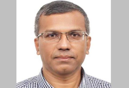 পোশাক ব্যবসায়ী থেকে বাংলাদেশ ব্যাংকের গভর্নর মোস্তাকুর রহমান