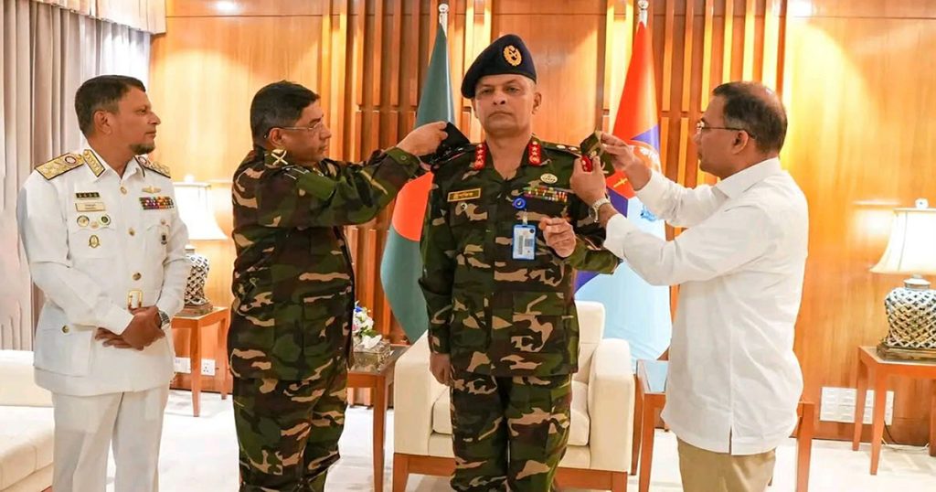 সশস্ত্র বাহিনী বিভাগের নতুন প্রিন্সিপাল স্টাফ অফিসার লে. জেনারেল মীর মুশফিকুর
