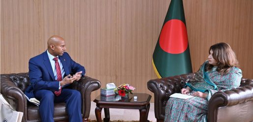 পররাষ্ট্র প্রতিমন্ত্রী শামা ওবা‌য়েদের স‌ঙ্গে কানাডার হাইকমিশনারের সাক্ষাৎ