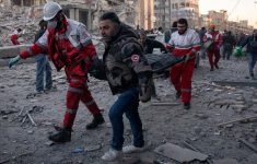 যুক্তরাষ্ট্র-ইসরায়েলের হামলা : ইরানে প্রাণহানি হাজার ছাড়িয়েছে