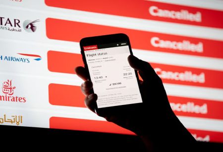 মধ্যপ্রাচ্যে যুদ্ধ : ২০ হাজার ফ্লাইট বাতিল