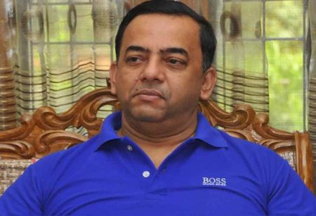 সাবেক আইজিপি বেনজীর আহমেদ দুবাইয়ে গ্রেপ্তার