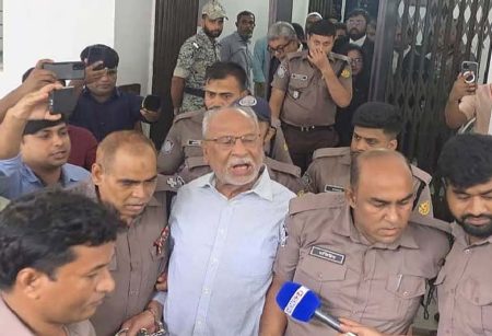 আমাকে ফাঁসি দিয়ে দেন: ট্রাইব্যুনালে লতিফ সিদ্দিকীর ক্ষোভ