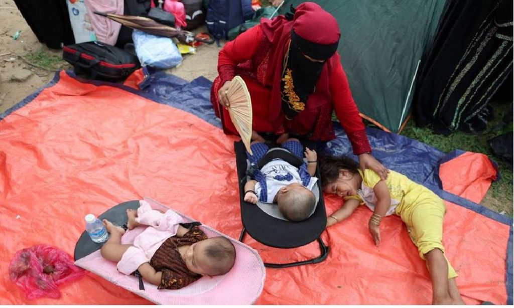 Myanmar Ready To Take Rohingya Refugees: Anwar Ibrahim