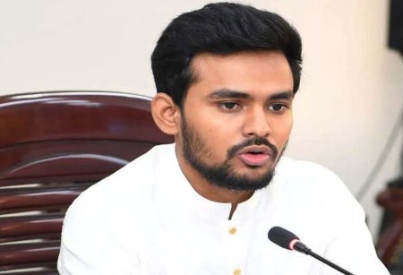 আসিফ মাহমুদ ও তার স্ত্রীর তথ্য চেয়ে বিএফআইইউকে দুদকের চিঠি