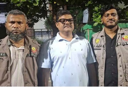 চট্টগ্রাম-৩ আসনের আওয়ামী লীগের এমপি মাহফুজুর রহমান গ্রেপ্তার